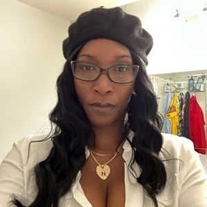 Meet your Posher, Kia